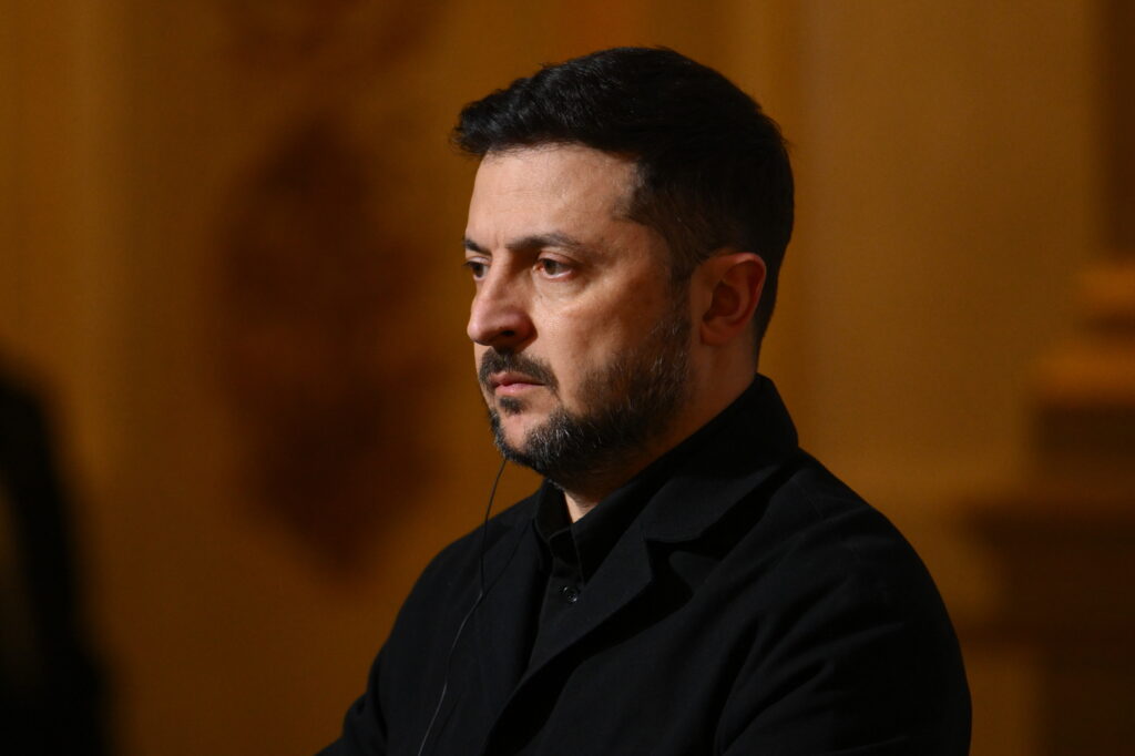 zelenski-respinge-informatiile-aparute-in-financial-times:-vom-organiza-alegeri-cand-vor-fi-indeplinite-toate-garantiile-de-securitate-necesare