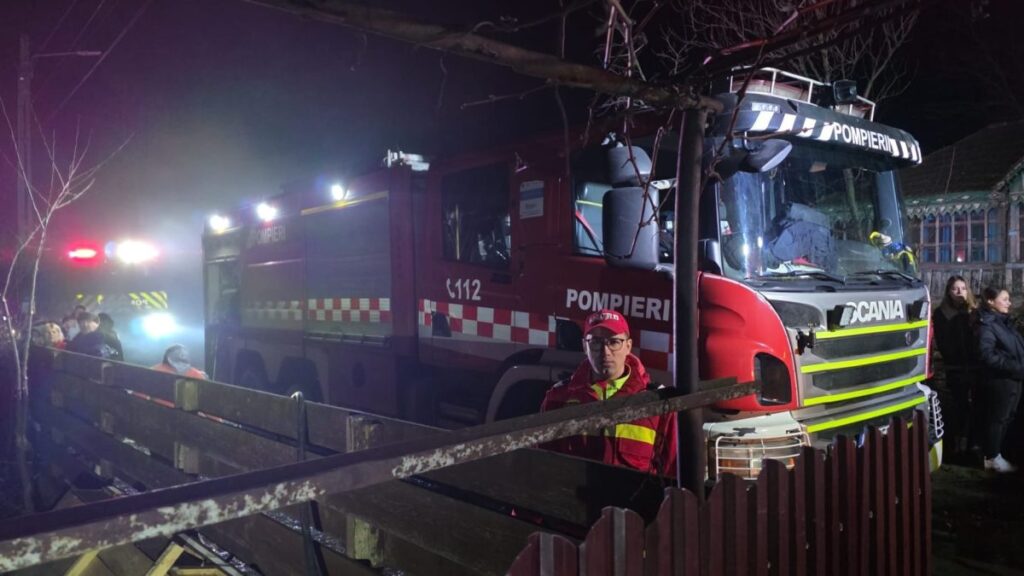 incendiu-la-o-locuinta-in-comuna-sipote!-interventie-a-pompierilor