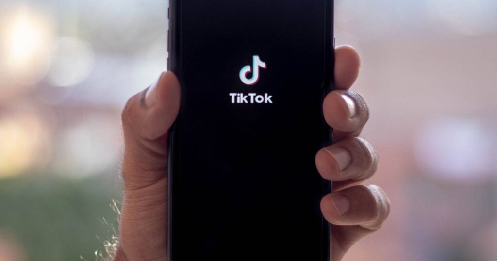 tiktok-poate-urmari-fiecare-miscare-a-utilizatorilor-de-internet,-chiar-daca-nu-detin-un-cont-de-tiktok
