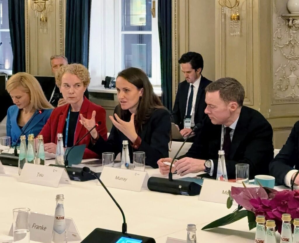 oana-toiu-a-discutat-la-munchen-despre-coordonare-sporita-pe-flancul-estic-si-investitii-in-inovatie-militara