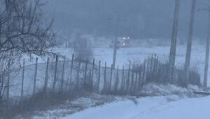 ambulanta-blocata-in-zapada-la-victoria!-o-pacienta-si-bebelusul-abia-nascut-se-afla-in-vehicul-–-video