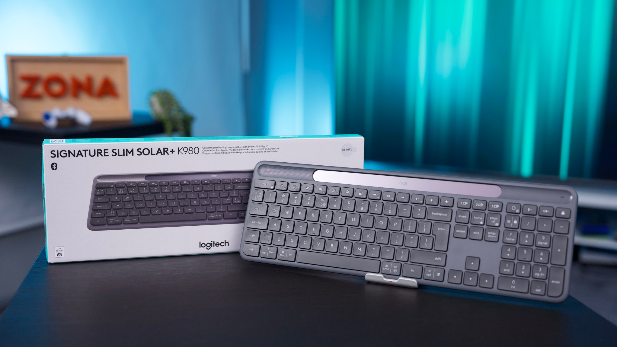 logitech-signature-slim-solar+-k980,-tastatura-wireless-care-se-hraneste-cu-lumina-(review)