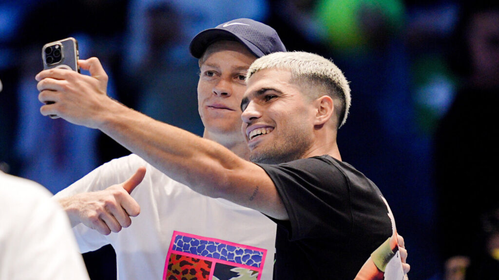 la-doha-curg-banii-ca-apa-la-robinet.-cate-milioane-de-euro-au-primit-alcaraz-si-sinner-doar-pentru-a-participa-la-turneul-atp