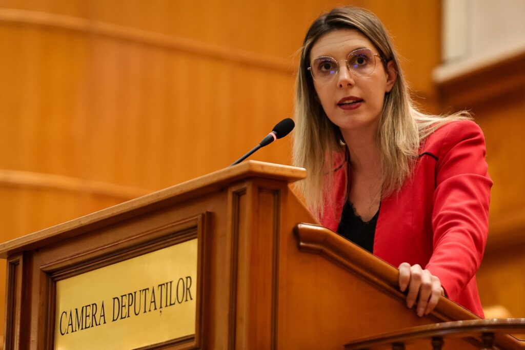 diana-buzoianu-anunta-reguli-noi-pentru-iazurile-piscicole:-ceea-ce-e-pe-hartie-nu-corespunde-cu-realitatea-din-teren