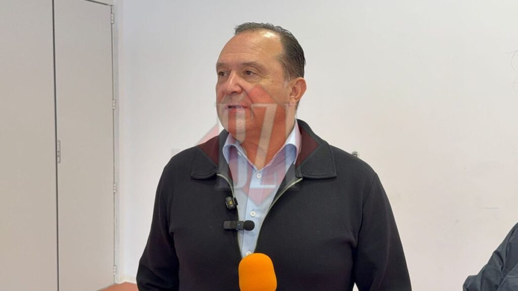 presedintele-federatiei-romane-de-handbal-a-venit-la-iasi-pentru-a-discuta-cu-antrenorii.-iata-ce-a-spus-constantin-din-despre-nivelul-din-romania