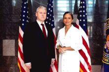 intalnire-in-premiera-intre-catalin-predoiu-si-tulsi-gabbard,-directoarea-comunitatii-nationale-de-informatii-din-statele-unite