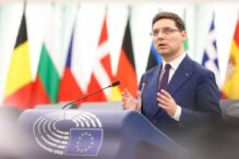 victor-negrescu:-aderarea-romaniei-la-zona-euro-trebuie-sa-devina-noul-proiect-de-tara