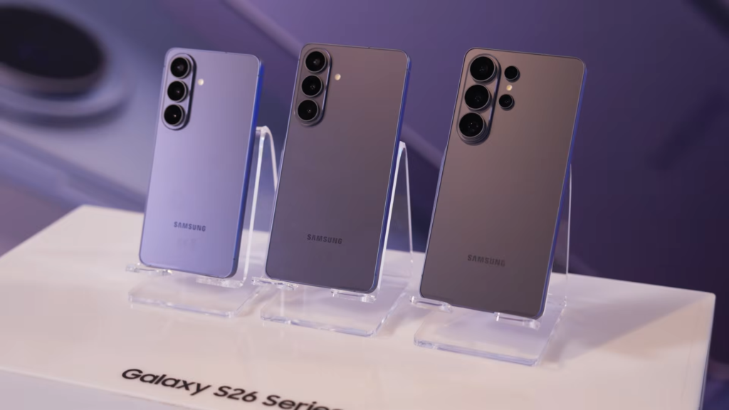 am-pus-mana-pe-noua-serie-de-telefoane-s26-de-la-samsung.-iata-cateva-impresii-la-cald-(hands-on)