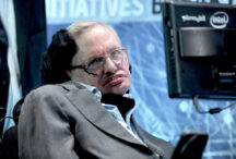 fizicianul-stephen-hawking-apare-intr-o-fotografie-din-noile-dosare-epstein.-ce-precizeaza-familia