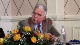 universitarul-si-diplomatul-adrian-severin,-la-iasi,-despre-viitorul-generatiilor-viitoare-intre-identitarism-si-antiidentitarism,-intre-nationalism-si-globalism”-–-live-video