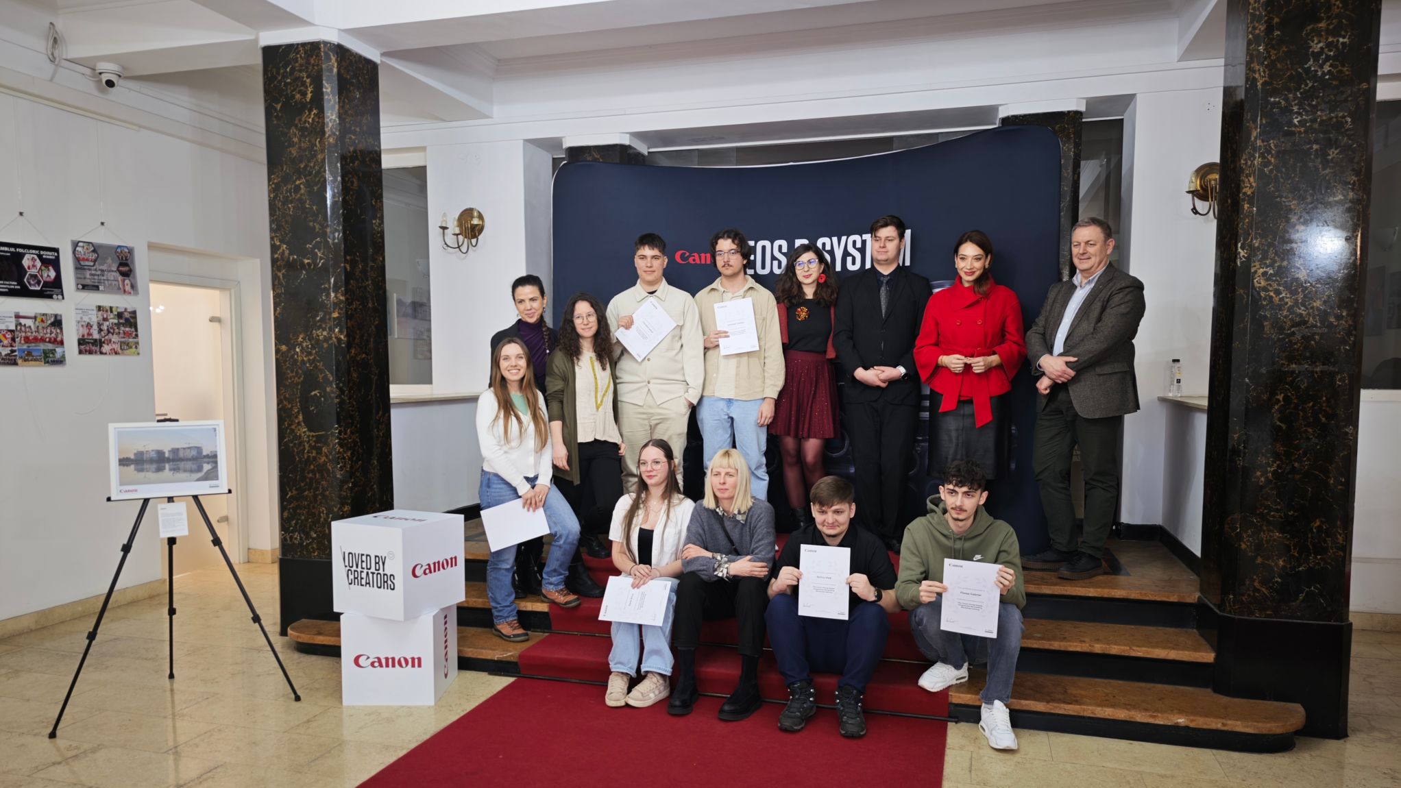 cum-arata-expozitia-adolescentilor-din-programul-canon-pentru-tineri