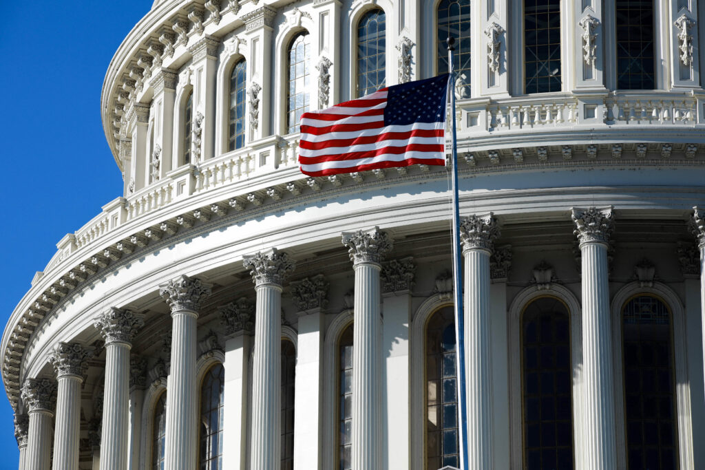 congresmenii-americani,-divizati-dupa-ce-trump-lanseaza-operatiunea-epic-fury-impotriva-iranului