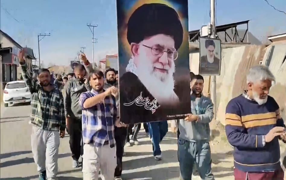razboiul-din-orientul-mijlociu:-40-de-zile-de-doliu-national-si-numirea-conducerii-interimare-astazi-/-trump-ameninta-iranul