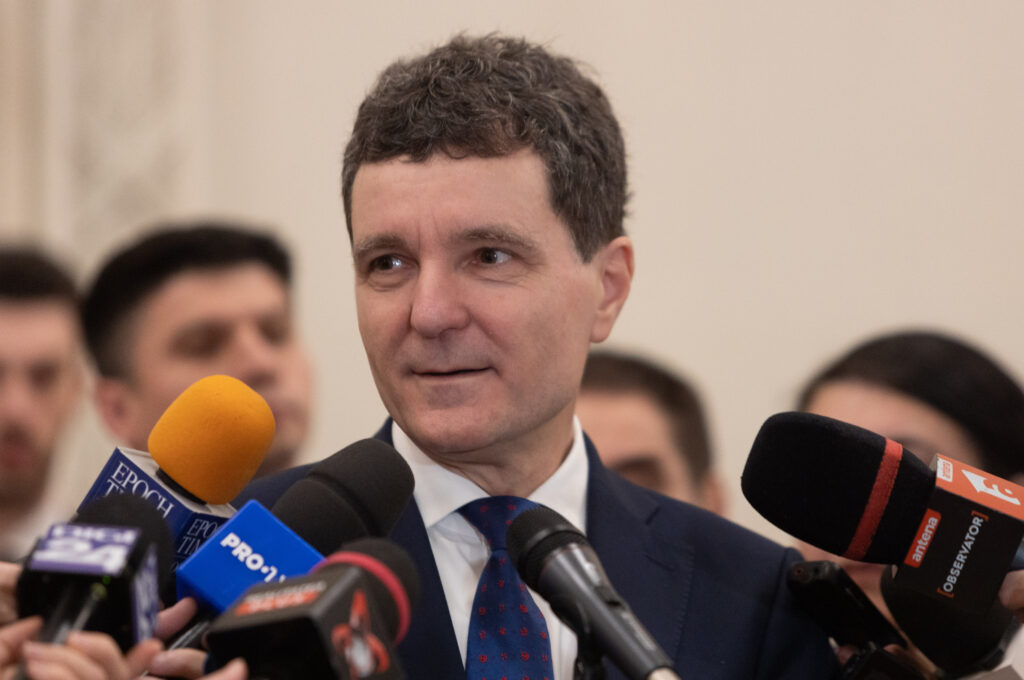 nicusor-dan,-primul-mesaj-dupa-moartea-lui-khamenei:-romania-este-in-deplina-siguranta