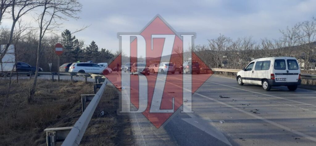 accident-grav-in-municipiul-iasi!-doua-autoturisme-si-un-camion-implicate