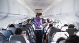 aproape-370-de-turisti-romani-blocati-in-emiratele-arabe-unite-vor-fi-repatriati-cu-doua-curse-speciale.-cand-sunt-programate-zborurile