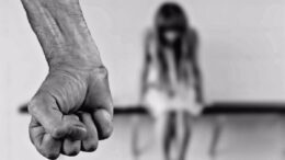 o-alta-victima-a-violentei-domestice-il-iarta-pe-cel-care-a-lovit-o!-agresorul,-aflat-in-penitenciar,-vrea-arest-la-domiciliu