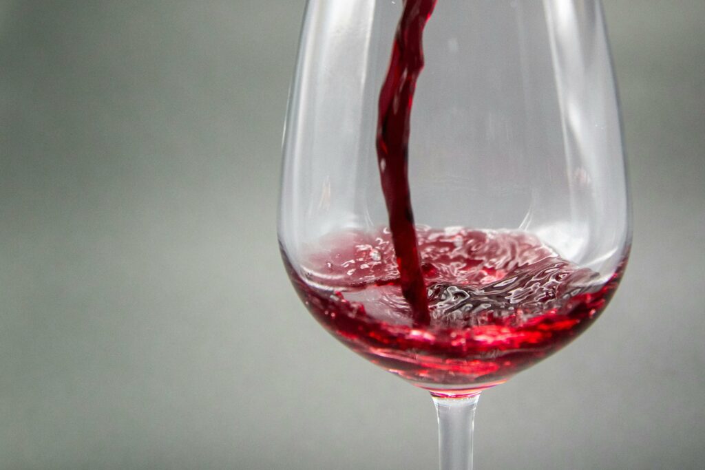 40-de-mucenici-2026:-traditii,-superstitii-si-de-ce-se-beau-40-de-pahare-cu-vin-in-aceasta-zi