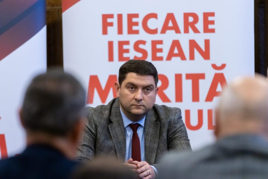 doua-tragedii-l-au-convins-pe-costel-alexe-sa-puna-piatra-pe-un-drum-judetean