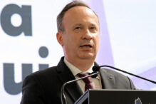 adrian-caciu-cere-schimbarea-prim-ministrului:-romania-fara-bolojan-premier-ar-arata-mult-mai-bine!