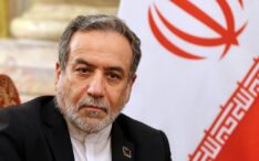 aplicam-principiul-ochi-pentru-ochi.-seful-diplomatiei-iraniene-vorbeste-in-presa-din-sua-despre-strategia-teheranului,-supravietuirea-regimului-si-stramtoarea-ormuz