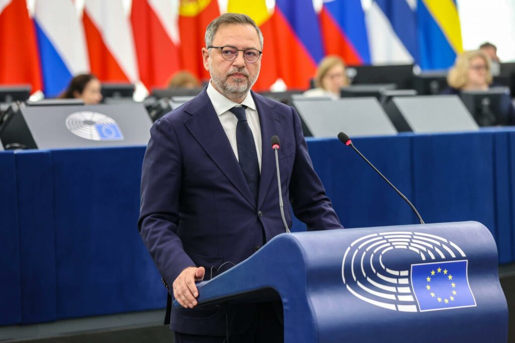 pnl-acuza-psd-ca-se-apropie-de-aur,-sos-si-pot.-dan-motreanu:-sa-spuna-clar-de-unde-vin-banii-pentru-aceste-masuri