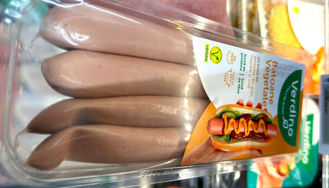 ai-mancat-crenvursti-de-post-din-carrefour?-am-aflat-din-ce-sunt-facuti,-de-fapt