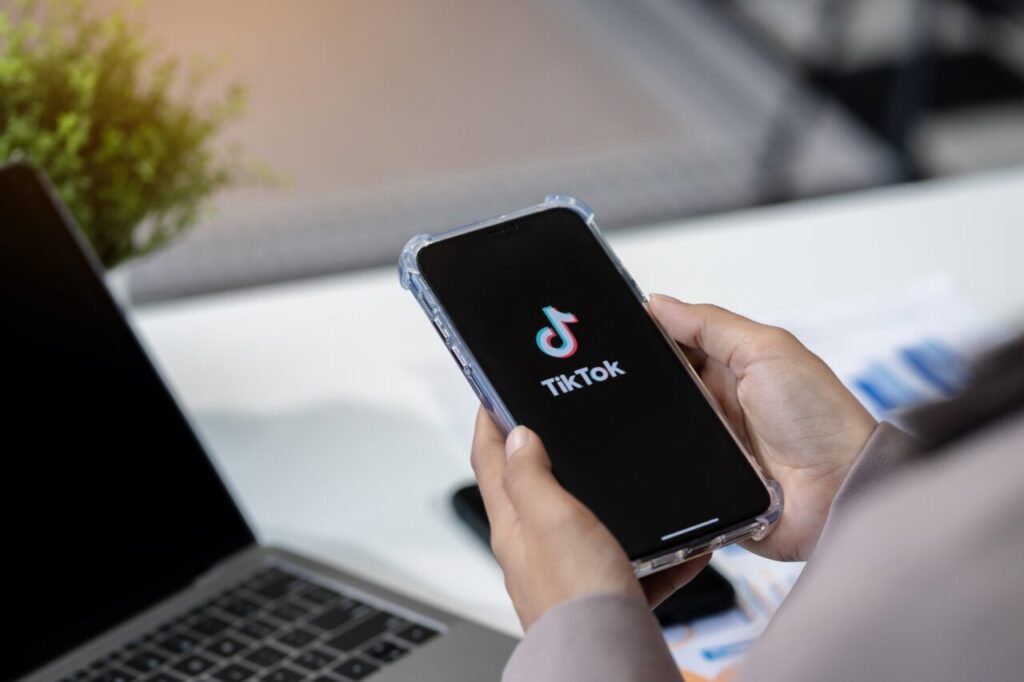 anuntul-imobiliar-care-a-incins-tiktok-ul.-oferta-proprietarului-a-starnit-revolta-in-mediul-online