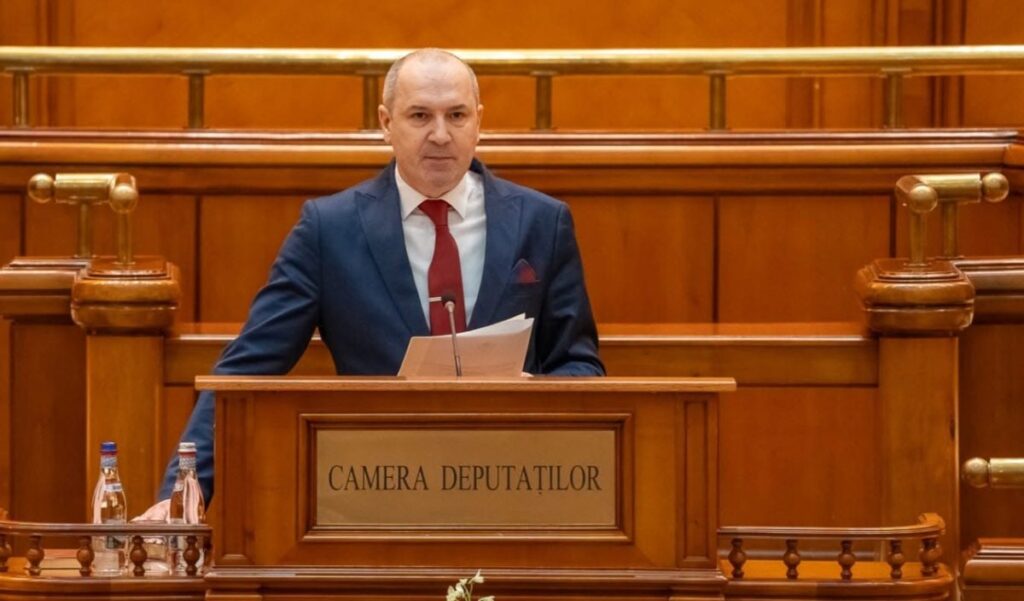 deputatul-aur-de-iasi,-prof-univ-dr-silviu-gurlui-semnaleaza-o-noua-situatie-grava-legata-de-poluarea-mediului-in-orasul-iasi.-totul-se-intampla-langa-gradina-botanica