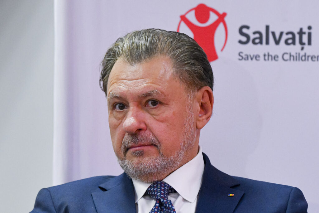 alexandru-rafila-ii-raspunde-lui-vlad-voiculescu:-fuge-de-orice-responsabilitate-si-incearca-sa-lege-situatia-pe-care-chiar-reprezentantii-usr-au-creat-o-de-mine-si-de-echipa-ministerului-sanatatii