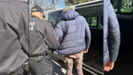 un-barbat-de-58-de-ani-din-iasi-a-fost-depistat-de-politisti-dupa-ce-a-furat-un-telefon-mobil!-individul-l-a-vandut-pentru-suma-de-300-de-lei