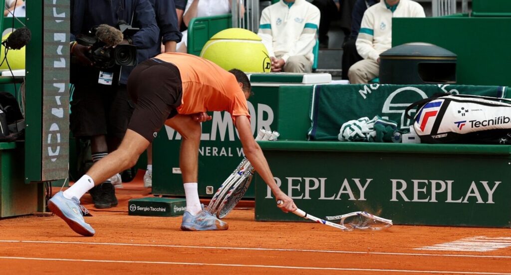 medvedev,-umilit-la-monte-carlo:-0-6,-0-6-si-rusul-a-cedat-emotional!