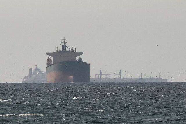 iranul-vrea-sa-taxeze-navele-in-stramtoarea-ormuz.-masura-incalca-regulile-internationale