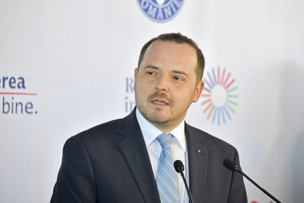 ministrul-sanatatii-anunta-campania-nationala-de-constientizare-a-avc,-adresata-in-special-copiilor-si-familiilor-lor