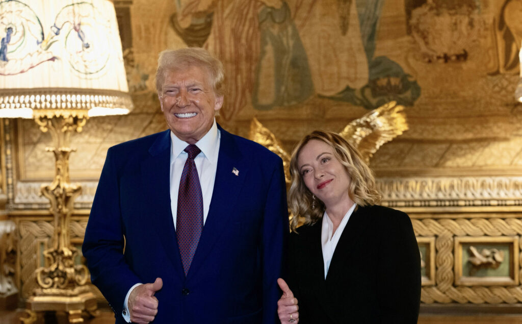 trump-o-critica-pe-giorgia-meloni:-ea-e-inacceptabila.-credeam-ca-are-curaj,-m-am-inselat