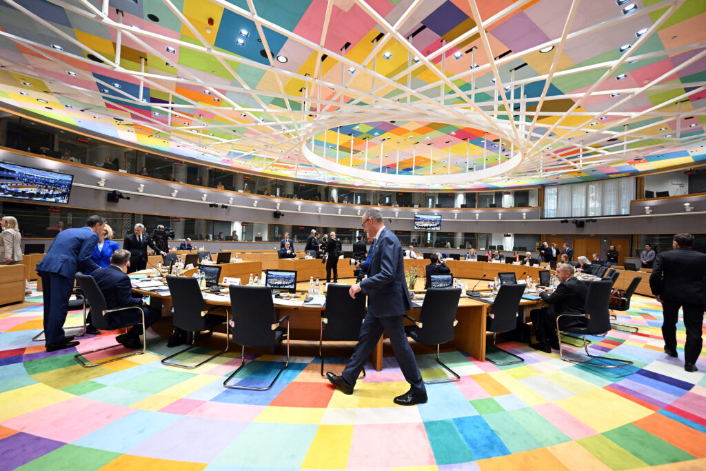 politico:-cu-orban-iesit-din-scena,-cine-ar-putea-fi-urmatorul-obstructionist-sef-al-ue?
