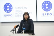 deputata-elena-sofia-voultepsi,-atacuri-la-adresa-codrutei-kovesi-si-a-romaniei:-provine-dintr-o-tara-care-nu-are-o-traditie-de-separare-a-puterilor