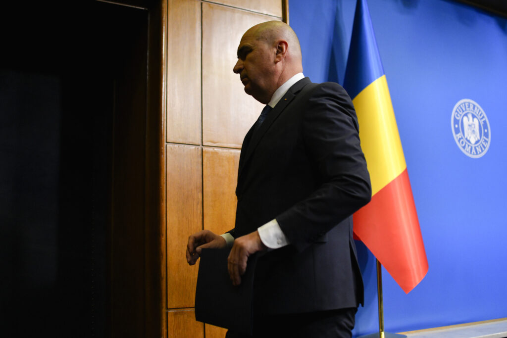 daca-bolojan-este-demis-prin-motiune-nu-mai-poate-fi-desemnat-premier.-precedentul-ccr-orban