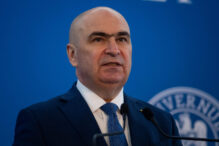 mesajul-transmis-de-ilie-bolojan-in-urma-incendiului-devastator-din-vrancea:-guvernul-va-aloca-ajutoare-familiilor-lovite-de-nenorocire