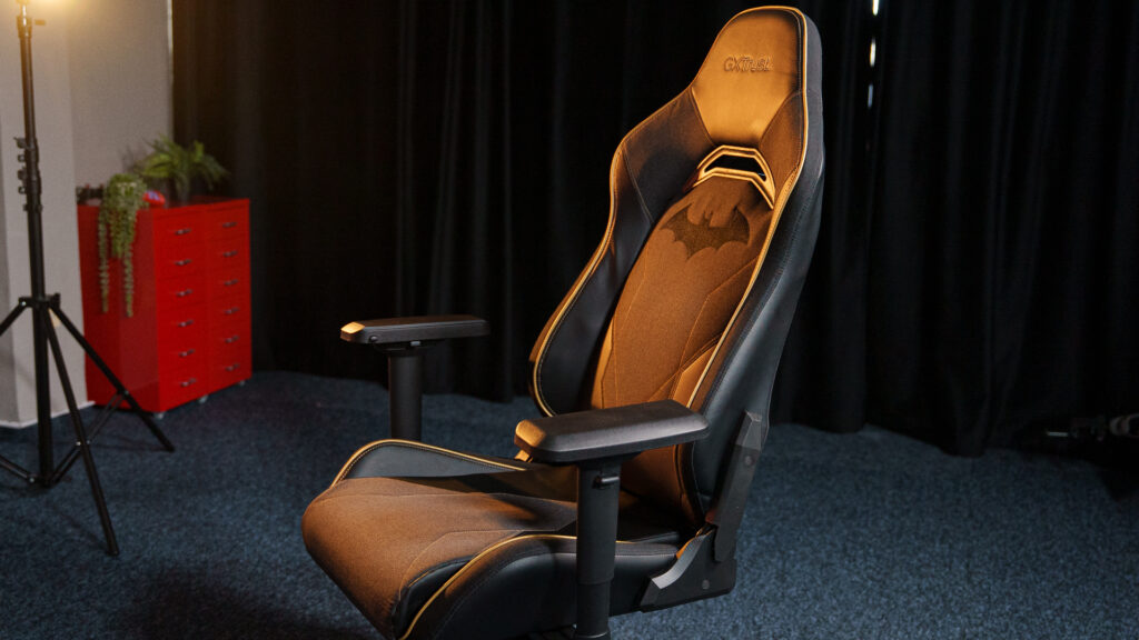 trust-gxt-721-ruya-pro-batman-edition:-confort-de-cavaler-negru-sau-doar-un-alt-scaun-de-gaming?