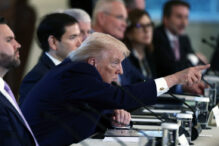 ft:-exxonmobil-si-chevron-rezista-presiunii-lui-trump-de-a-creste-productia-de-petrol