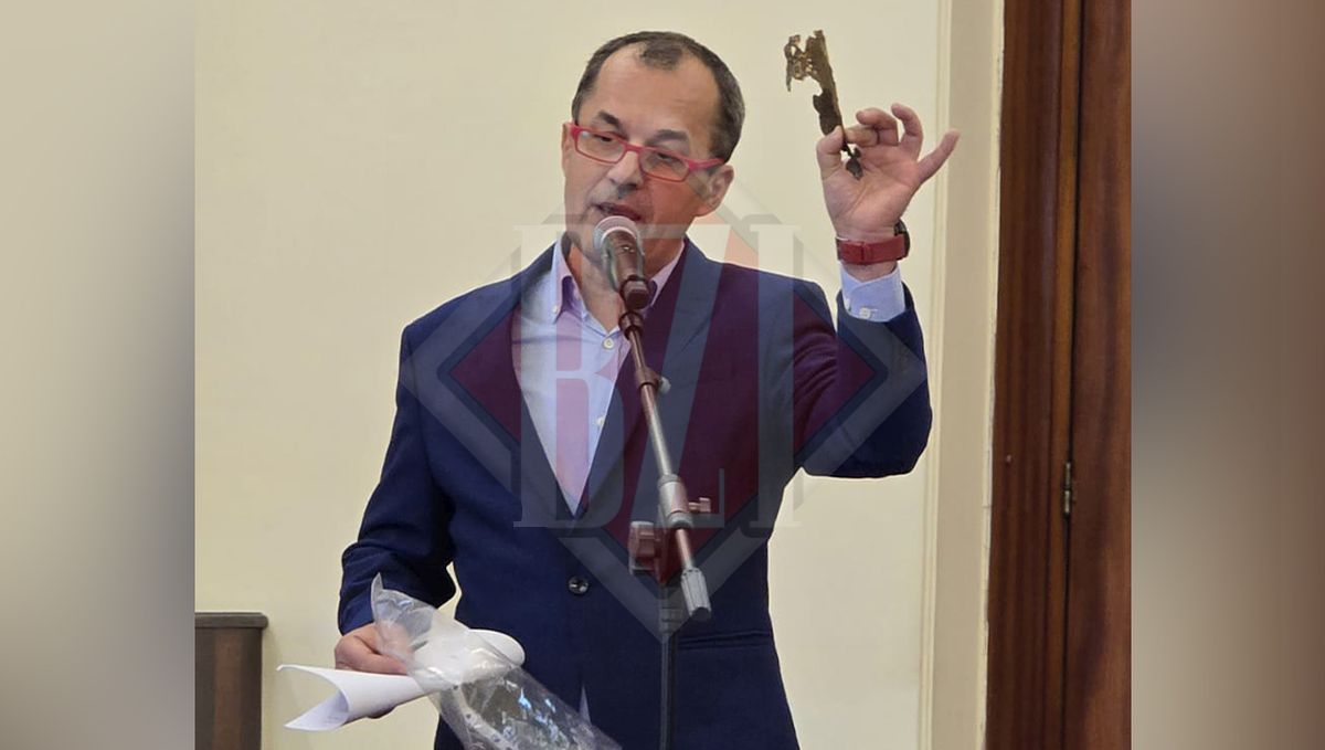scandal-in-sedinta-de-cl-iasi!-un-cetatean-il-ataca-dur-pe-primarul-mihai-chirica:-primaria-nu-e-a-dumitale