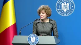 oana-gheorghiu-publica-raspunsul-injurios-primit-de-la-deputatul-adrian-solomon-la-indemnul-de-a-nu-vota-motiunea:-ce-ne-am-face-fara-asemenea-alesi?