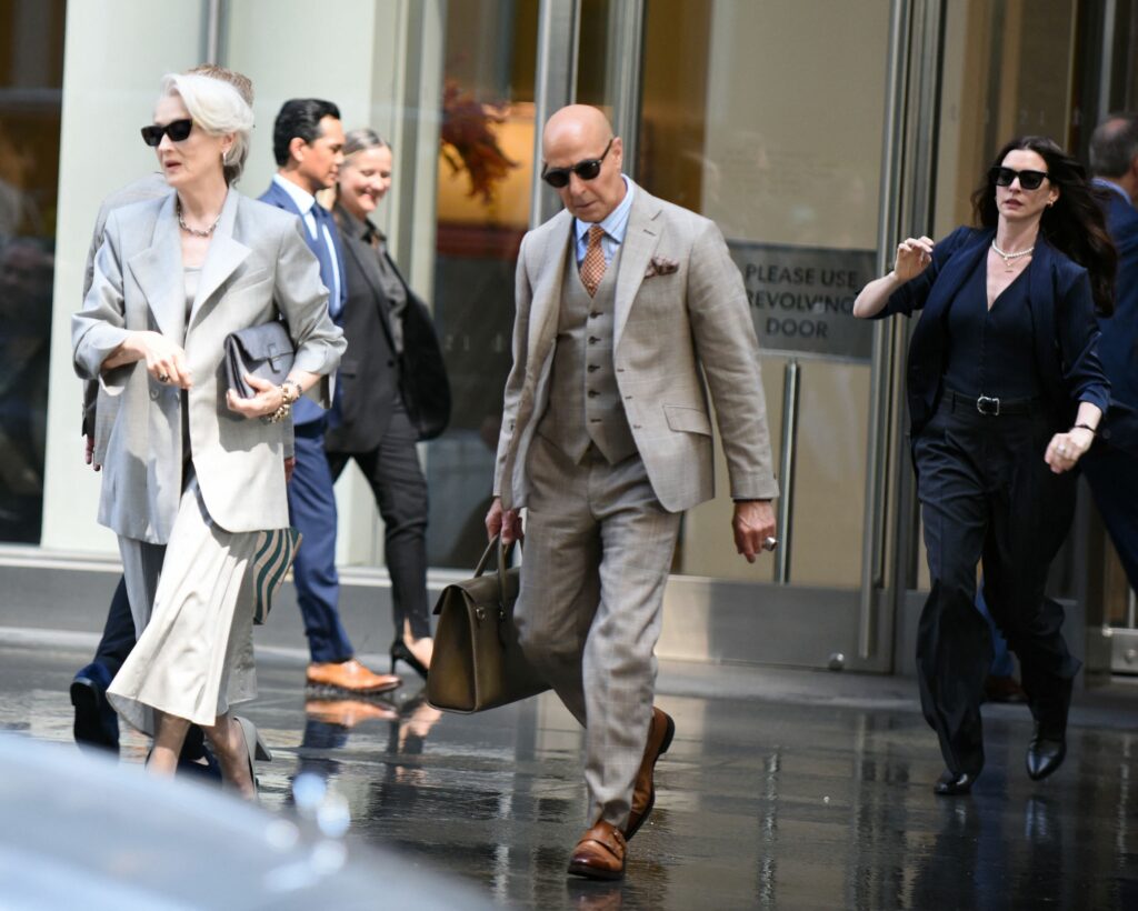 diavolul-se-imbraca-de-la-prada-2-debuteaza-pe-primul-loc-in-box-office,-cu-77-de-milioane-de-dolari-in-primul-weekend