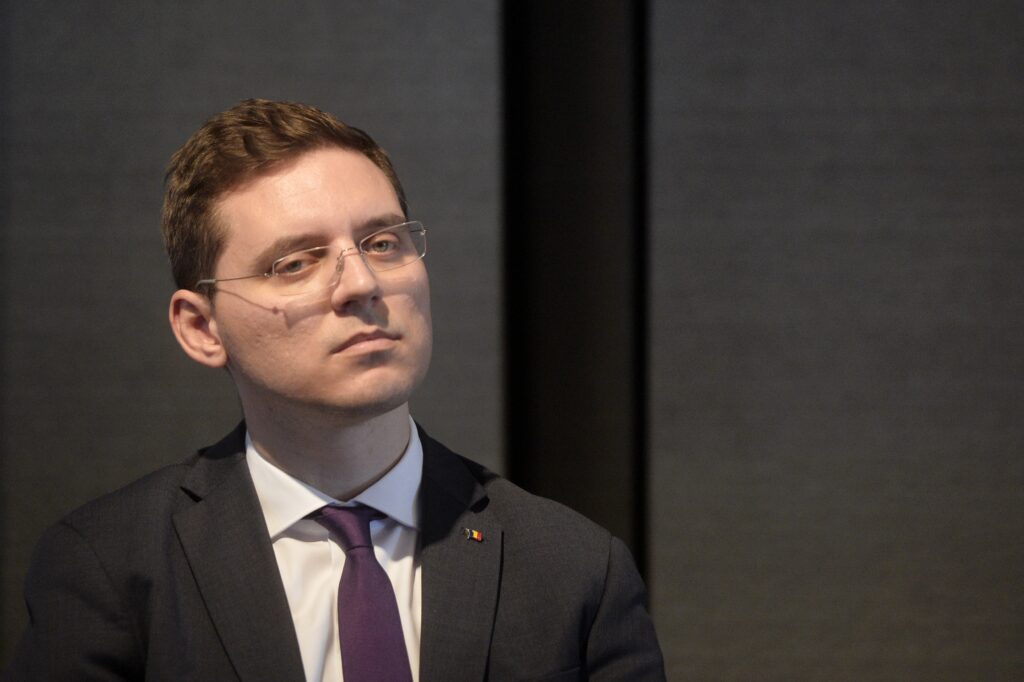 victor-negrescu-solicita-crearea-un-fond-european-de-cel-putin-2-miliarde-de-euro-pentru-lupta-impotriva-cancerului