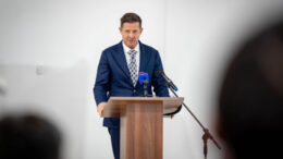 hubert-thuma-in-sedinta-pnl:-nu-va-grabiti-cu-deciziile,-nu-ati-ascultat-ce-are-de-spus-si-presedintele-romaniei