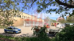 incendiu-la-o-farmacie-din-iasi.-pompierii-au-intervenit-de-urgenta-dupa-ce-a-luat-foc-tabloul-electric-–-update,-live-video