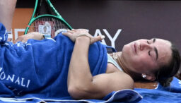 aryna-sabalenka,-prabusita-de-durere-in-meciul-cu-sorana-cirstea.-liderul-wta-a-cerut-interventia-medicului