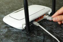 la-ce-foloseste-butonul-wps-de-pe-router?-are-o-functie-cruciala-pe-care-putini-oameni-o-stiu
