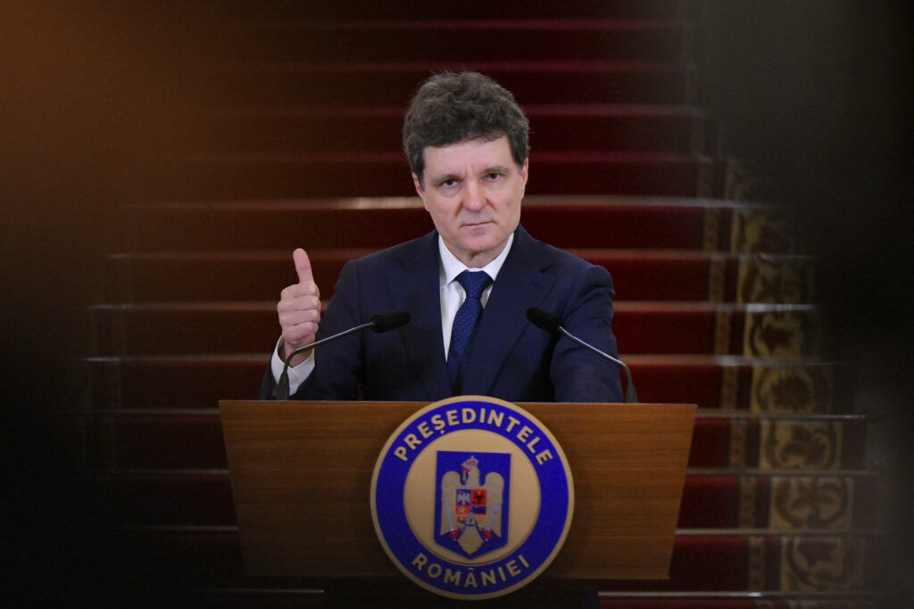 presedintele-nicusor-dan-are-consultari-astazi-cu-partidele-parlamentare-pentru-formarea-unui-nou-guvern